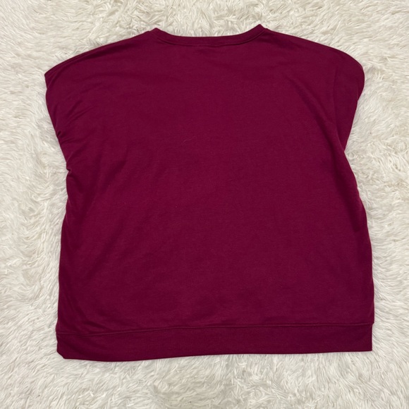 Nine West Crewneck Long Sleeve Tired Long Sleeve burgundy Crewneck - Picture 4 of 4
